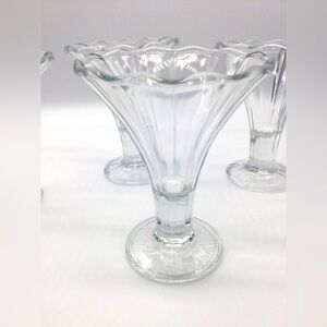 Set of 4 Italian Dessert Sundae Glasses‎ Cerve valentine compote dinner party